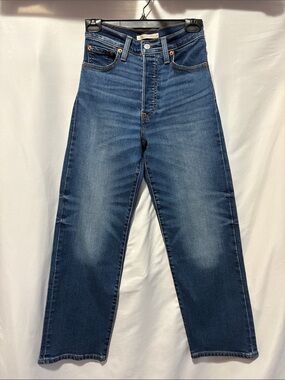 Levi's Women's High Rise Straight Jeans - Blue Denim